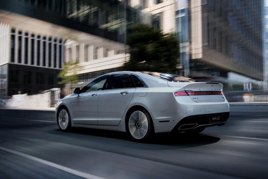  Lincoln MKZ H 2017 года  (CN) (фото 14 из 40)